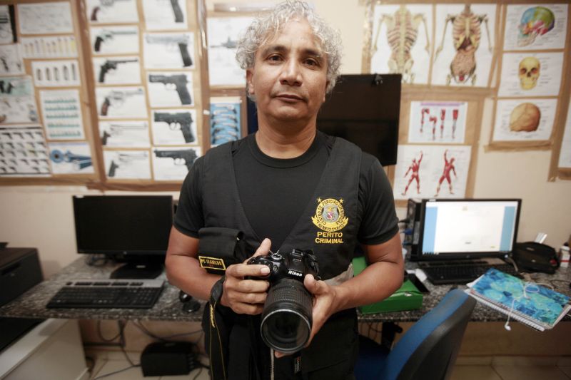 IVANILDO RODRIGUES - PERITO CRIMINAL  <div class='credito_fotos'>Foto: Bruno Cecim / Ag.Pará   |   <a href='/midias/2019/originais/5753_7d9a3407-7ff6-ed0c-a37b-2592f282679d.jpg' download><i class='fa-solid fa-download'></i> Download</a></div>