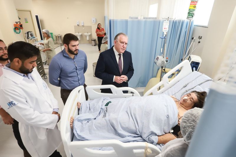 O Hospital Regional Público dos Caetés (HRPC) em Capanema, que nesta quarta-feira (11), completa um mês de funcionamento, já contabiliza 74 internações e se consolida com referência em Traumato Ortopedia e Cirurgia Geral para a população de 16 municípios do Nordeste do Pará, sendo que 50% deles não dispõem de nenhuma unidade hospitalar. <div class='credito_fotos'>Foto: Marco Santos / Ag. Pará   |   <a href='/midias/2019/originais/5757_1ee2f513-6c8c-b69d-9173-824d9facd978.jpg' download><i class='fa-solid fa-download'></i> Download</a></div>