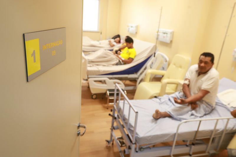 O Hospital Regional Público dos Caetés (HRPC) em Capanema, que nesta quarta-feira (11), completa um mês de funcionamento, já contabiliza 74 internações e se consolida com referência em Traumato Ortopedia e Cirurgia Geral para a população de 16 municípios do Nordeste do Pará, sendo que 50% deles não dispõem de nenhuma unidade hospitalar. <div class='credito_fotos'>Foto: Marco Santos / Ag. Pará   |   <a href='/midias/2019/originais/5757_aa9ef9bb-d409-7a5f-08d7-ebd495c2464e.jpg' download><i class='fa-solid fa-download'></i> Download</a></div>