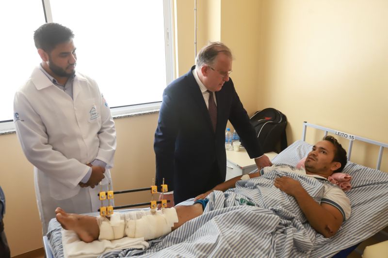 O Hospital Regional Público dos Caetés (HRPC) em Capanema, que nesta quarta-feira (11), completa um mês de funcionamento, já contabiliza 74 internações e se consolida com referência em Traumato Ortopedia e Cirurgia Geral para a população de 16 municípios do Nordeste do Pará, sendo que 50% deles não dispõem de nenhuma unidade hospitalar. <div class='credito_fotos'>Foto: Marco Santos / Ag. Pará   |   <a href='/midias/2019/originais/5757_f8a961e4-742b-2d03-1a5b-cd7023add96f.jpg' download><i class='fa-solid fa-download'></i> Download</a></div>