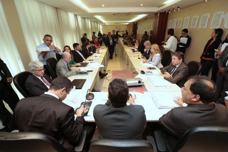  <div class='credito_fotos'>Foto: Ricardo Amanajás / Ag. Pará   |   <a href='/midias/2019/originais/5761_8e80e62a-8446-c020-5b73-b974b9b85fa8.jpg' download><i class='fa-solid fa-download'></i> Download</a></div>