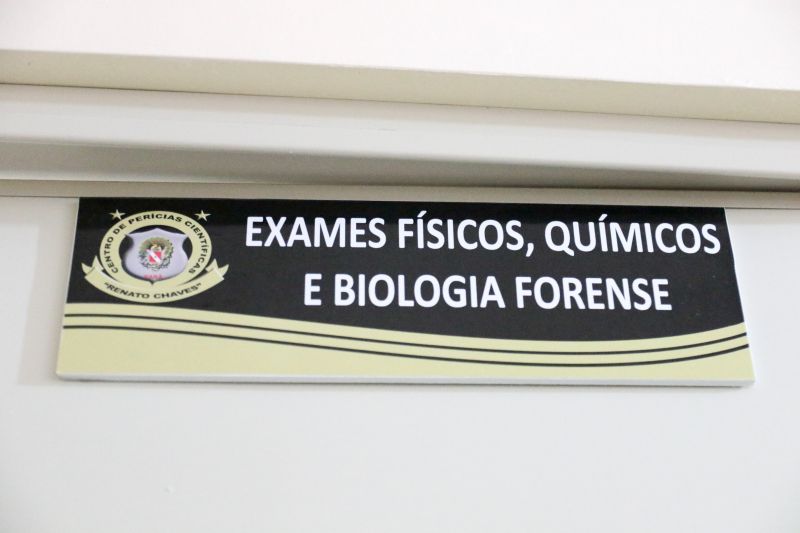 O mês de dezembro é bastante associado a confraternizações e reuniões com a família. Mas esse período também comporta um risco. “É um momento onde muitas pessoas querem viajar em busca de diversão e acabam ingerindo bebida alcoólica antes de dirigir”, explica o coordenador de operações do Departamento de Trânsito do Estado (Detran), Ivan Feitosa. <div class='credito_fotos'>Foto: Pedro Guerreiro / Ag. Pará   |   <a href='/midias/2019/originais/5764_0d9dc5c1-6776-b3d7-9e3e-5e5c1bcd90f0.jpg' download><i class='fa-solid fa-download'></i> Download</a></div>
