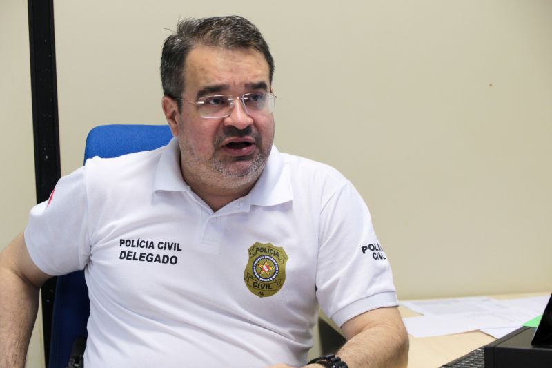 O mês de dezembro é bastante associado a confraternizações e reuniões com a família. Mas esse período também comporta um risco. “É um momento onde muitas pessoas querem viajar em busca de diversão e acabam ingerindo bebida alcoólica antes de dirigir”, explica o coordenador de operações do Departamento de Trânsito do Estado (Detran), Ivan Feitosa. <div class='credito_fotos'>Foto: Pedro Guerreiro / Ag. Pará   |   <a href='/midias/2019/originais/5764_536364e3-ae64-c5c1-de33-300af6dca4e2.jpg' download><i class='fa-solid fa-download'></i> Download</a></div>