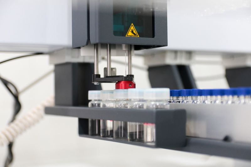 O mês de dezembro é bastante associado a confraternizações e reuniões com a família. Mas esse período também comporta um risco. “É um momento onde muitas pessoas querem viajar em busca de diversão e acabam ingerindo bebida alcoólica antes de dirigir”, explica o coordenador de operações do Departamento de Trânsito do Estado (Detran), Ivan Feitosa. <div class='credito_fotos'>Foto: Pedro Guerreiro / Ag. Pará   |   <a href='/midias/2019/originais/5764_76dbb446-cd43-3c87-2eff-d91f07f97e6c.jpg' download><i class='fa-solid fa-download'></i> Download</a></div>