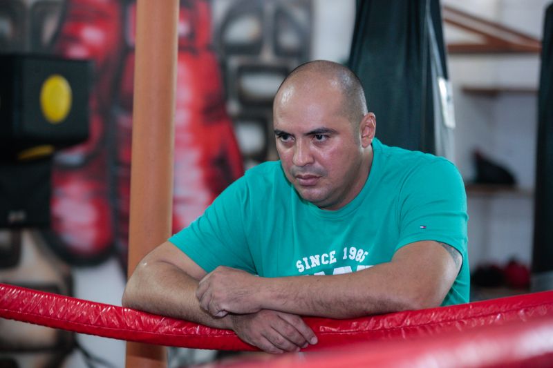 Amanda Lemos Atleta Paraense disputa a UFC. Edilberto Bradao. Treinador <div class='credito_fotos'>Foto: Jader Paes / Agência Pará   |   <a href='/midias/2019/originais/5766_79ba9f53-6c26-0a0e-0c65-18d0f8fb3958.jpg' download><i class='fa-solid fa-download'></i> Download</a></div>