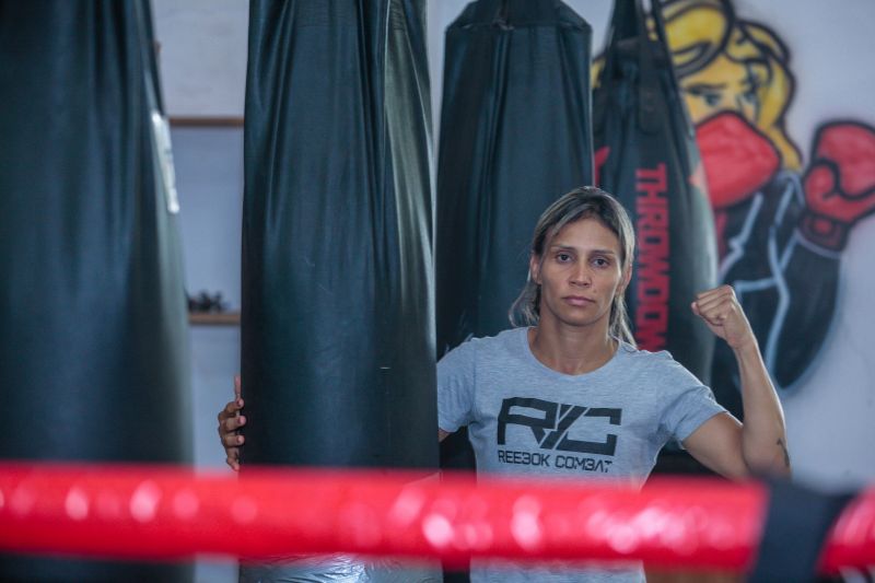 Amanda Lemos Atleta Paraense disputa a UFC <div class='credito_fotos'>Foto: Jader Paes / Agência Pará   |   <a href='/midias/2019/originais/5766_ec60d2a2-3415-2d35-9421-4af8c4caf47f.jpg' download><i class='fa-solid fa-download'></i> Download</a></div>