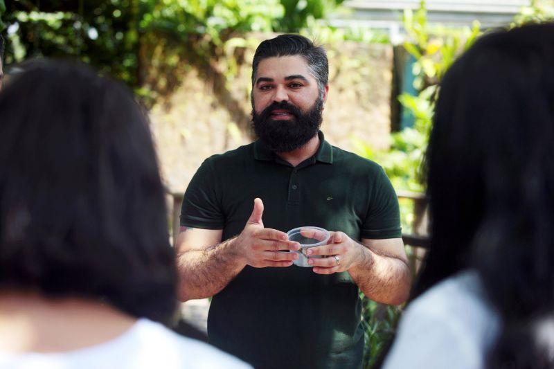 Quando a autônoma Tainara Paula, residente em Bragança (nordeste do estado), aceitou o convite dos sogros para um passeio no parque zoobotânico Mangal das Garças, na capital paraense, não imaginou a experiência que teria.  <div class='credito_fotos'>Foto: Bruno Cecim / Ag.Pará   |   <a href='/midias/2019/originais/5774_17d6e490-051b-c3ea-aa08-76aa9377965b.jpg' download><i class='fa-solid fa-download'></i> Download</a></div>