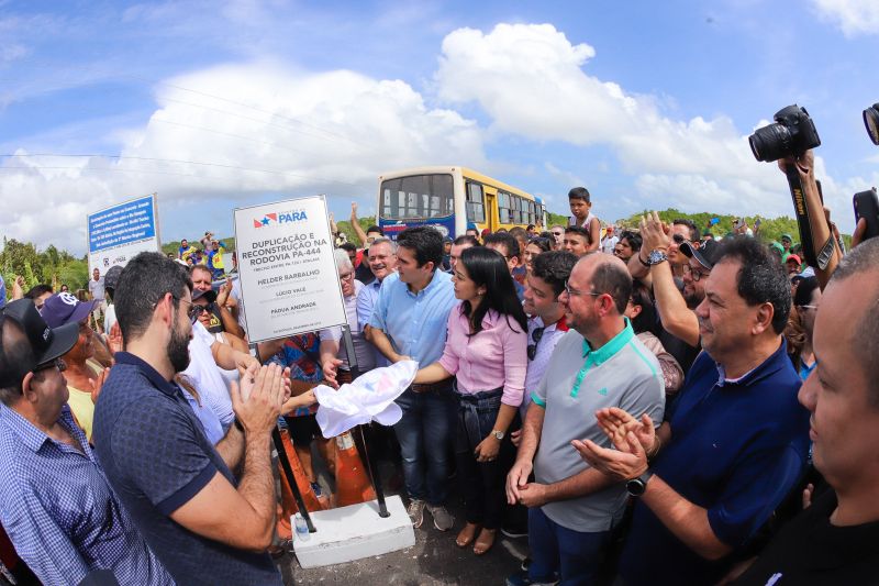Quem seguiu viagem para Salinopólis, nesta sexta feira (27), já pode notar que o trânsito está fluindo tranquilamente no trecho da PA- 444, na altura da ponte sob o rio Sampaio. <div class='credito_fotos'>Foto: Marco Santos / Ag. Pará   |   <a href='/midias/2019/originais/5820_05d6d66e-d204-2aae-630d-bb01cee650ea.jpg' download><i class='fa-solid fa-download'></i> Download</a></div>