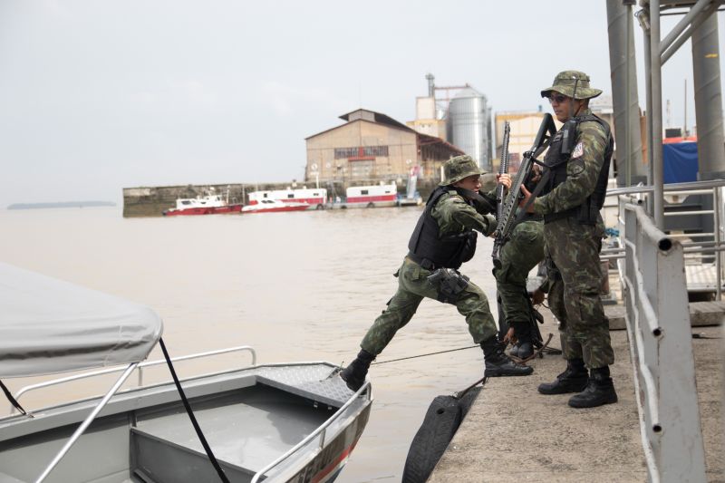 ParÃ¡, BelÃ©m, Brasil. Grupamento fluvial de seguranÃ§a pÃºblica intensifica operaÃ§Ãµes de prevenÃ§Ã£o e repreensÃ£o Ã  criminalidade e balanÃ§o das aÃ§Ãµes realizadas em 2019.
Fotos: Pedro Guerreiro / Ag. ParÃ¡ <div class='credito_fotos'>Foto: Pedro Guerreiro / Ag. Pará   |   <a href='/midias/2019/originais/5830_f316747c-89f4-1e28-4c1a-e8aef1cedb61.jpg' download><i class='fa-solid fa-download'></i> Download</a></div>