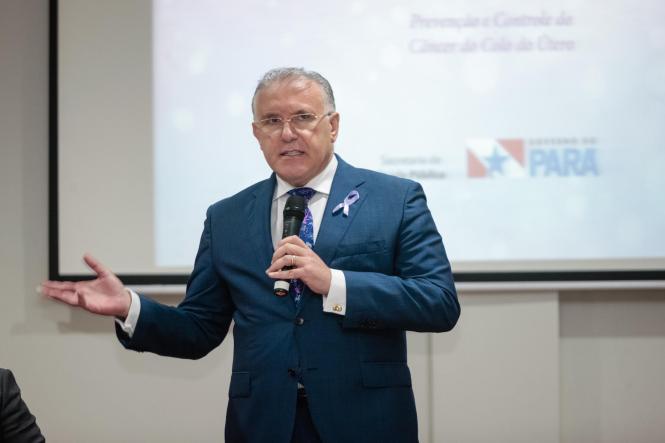 Gestões dos 144 municípios paraenses já estão convocadas a mobilizar mulheres adultas para a adesão ao exame preventivo a fim de detectar, o quanto antes, lesões que podem se transformar num câncer de colo de útero. Essa orientação é o mote da campanha “Março Lilás por todo o Pará”, que a Secretaria de Estado de Saúde Pública (Sespa) acaba de lançar a fim de combater a principal causa de morte por câncer de mulheres no Pará e como parte da programação do governo do Estado, em alusão ao mês da mulher.

FOTO: RICARDO AMANJÁS / AGÊNCIA PARÁ
DATA: 12.03.2019
BELÉM - PA <div class='credito_fotos'>Foto: Ricardo Amanajás / Ag. Pará   |   <a href='/midias/2019/originais/5e2a22c9-4e8b-43dc-ae65-1c63e444c33b.jpg' download><i class='fa-solid fa-download'></i> Download</a></div>