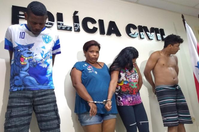 A Polícia Civil prendeu, na tarde desta quarta-feira (15), por homicídio qualificado, os autores da morte do sargento da Policial Militar, Josivaldo Andrade. Os criminosos foram identificados como Fernando Assis Cardoso Silva; Ricardo Barbosa Monteiro; Marcilene do Socorro Barbosa Macedo e Eli Cristina Ribeiro da Conceição.

FOTO: ASCOM / POLICIA CIVIL
DATA: 16.05.2019
BELÉM - PARÁ <div class='credito_fotos'>Foto: Ascom / Policia Civil   |   <a href='/midias/2019/originais/5e406d9b-8920-4de8-9c8a-f6122f06818b.jpg' download><i class='fa-solid fa-download'></i> Download</a></div>