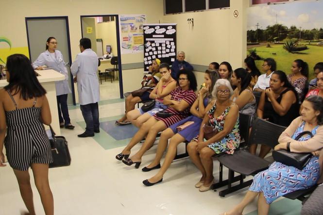 O encerramento da campanha “Março Lilás”, promovida pela Unidade de Alta Complexidade em Oncologia Dr. Vítor Moutinho (Unacon), foi marcado por uma “Blitz da Saúde”. A programação contou com orientações e distribuição de material educativo sobre a importância da prevenção do câncer de colo de útero em pontos estratégicos da cidade de Tucuruí, nesta sexta-feira (29).

FOTO; DIVULGAÇÃO
DATA: 29.03.2019
TUCURUÍ - PA <div class='credito_fotos'>Foto: Divulgação   |   <a href='/midias/2019/originais/6344c0d2-59ea-4d3d-bcab-e6f024d906a3.jpg' download><i class='fa-solid fa-download'></i> Download</a></div>