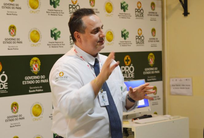 Diretor geral do HRBA, Hebert Moreschi <div class='credito_fotos'>Foto: Divulgação   |   <a href='/midias/2019/originais/650c910e-b161-48a9-b14f-cf9da0fd361f.jpg' download><i class='fa-solid fa-download'></i> Download</a></div>