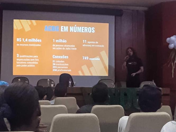 A voz é uma das principais ferramentas de comunicação usadas pelo ser humano. É produzida na laringe pelas vibrações das pregas vocais sob pressão do ar vinda dos pulmões durante o ato da expiração. Mas aqueles submetidos à laringectomia total, (remoção da laringe devido ao câncer, incluindo a cartilagem tireoide, cordas vocais e epiglote), perdem a voz definitivamente. Uma situação que interfere na vida pessoal e profissional das pessoas.

FOTO: DIVULGAÇÃO
DATA: 26.02.2019
BELÉM - PA <div class='credito_fotos'>Foto: Divulgação   |   <a href='/midias/2019/originais/697f4ab3-b4ac-424b-9992-b8d90b6b8ed1.jpg' download><i class='fa-solid fa-download'></i> Download</a></div>