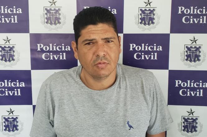 A Operação Loki, desenvolvida pela Polícia Civil do Pará, resultou na prisão, nesta terça-feira (12), nove pessoas acusadas de envolvimento com uma organização criminosa responsável por furtos de veículos alugados em Belém, e que falsificavam os documentos para revender como legalizados. 

FOTOS: ASCOM / POLICIA CIVIL
DATA: 13.03.2019
BELÉM - PARÁ <div class='credito_fotos'>Foto: Ascom Polícia Civil   |   <a href='/midias/2019/originais/6ebf71b9-1abd-44e4-a78b-2bd1645ab661.jpg' download><i class='fa-solid fa-download'></i> Download</a></div>