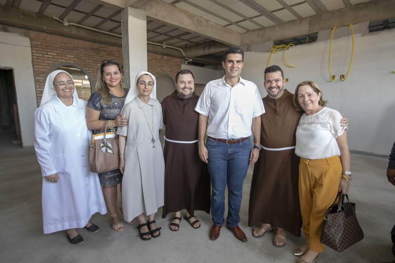 Inauguração agência Banpará
Visita fábrica de açai
visita as obras do Hospital Santa Casa

FOTO: MARCO SANTOS / AGÊNCIA PARÁ
DATA: 31.05.2019
ÓBIDOS - PARÁ <div class='credito_fotos'>Foto: Marco Santos / Ag. Pará   |   <a href='/midias/2019/originais/6f197182-a94d-4062-9a9a-3d777ab38d3e.jpg' download><i class='fa-solid fa-download'></i> Download</a></div>