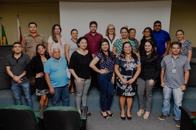 Concluiu-se nessa sexta-feira (12), mais uma semana de cursos ofertados pela Escola de Governança Pública do Estado do Pará (EGPA). Desta vez, no período de 08 a 12 de abril, cerca de 130 servidores receberam os certificados, durante cerimônia na sede do órgão, de Sistema Integrado de Administração Financeira para Estados e Municípios, (Siafem Operacional), Licitação e contratos na administração pública e Elaboração de projetos e captação de recursos.

FOTO: WAGNER SANTANA / AGÊNCIA PARÁ
DATA: 12.04.2019
BELÉM - PA <div class='credito_fotos'>Foto: Wagner Santana / Ag. Pará   |   <a href='/midias/2019/originais/789ce6fa-37ee-40d5-a1a5-ec699b428f4b.jpg' download><i class='fa-solid fa-download'></i> Download</a></div>