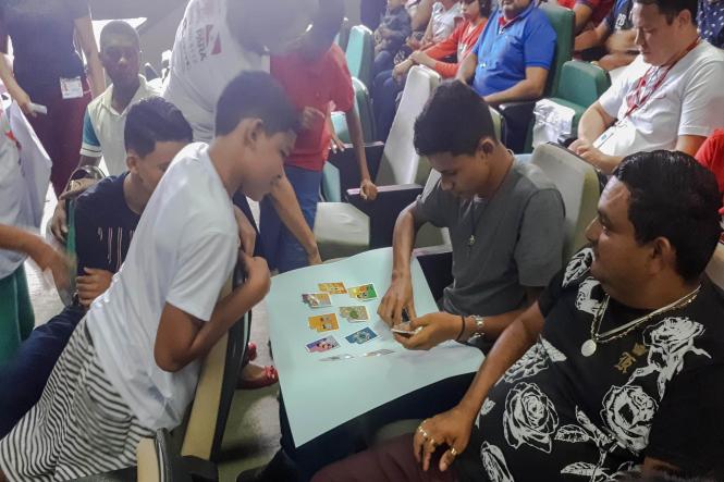 Nesta quarta-feira (17), a Fundação Centro de Hemoterapia e Hematologia (Hemopa) promoveu evento de educação em saúde comemorativo ao Dia Mundial da Hemofilia com o tema “Conscientização: o primeiro passo para o cuidado”. O evento aconteceu de 8h30 às 12h, no auditório da sede do Hemocentro, em Belém, onde os pacientes e familiares foram acolhidos pela equipe multidisciplinar.

FOTO: DIVULGAÇÃO
DATA: 17.04.2019
BELÉM - PARÁ <div class='credito_fotos'>Foto: Divulgação   |   <a href='/midias/2019/originais/794ebcf8-2f57-4662-9ab2-bd551cc1a6b1.jpg' download><i class='fa-solid fa-download'></i> Download</a></div>