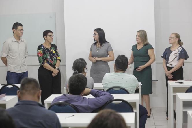 Durante a manhã da quarta-feira (20), em Santarém, a Escola de Governança do Estado iniciou o curso de “Gerência e Fiscalização de Contratos na Administração Pública”, um curso de qualificação para servidores da rede pública estadual e municipal que trabalham no setor administrativo.

FOTO: MARCO SANTOS / AGÊNCIA PARÁ
DATA: 21.03.2019
SANTARÉM - PARÁ <div class='credito_fotos'>Foto: Marco Santos / Ag. Pará   |   <a href='/midias/2019/originais/7abfbf57-a800-4ddb-8b29-03468b31b30b.jpg' download><i class='fa-solid fa-download'></i> Download</a></div>
