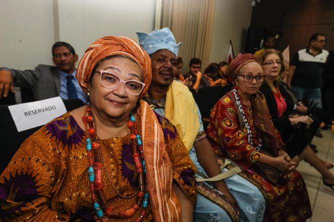 Foram empossados, nesta quinta-feira (21), no plenário da Secretaria de Estado de Segurança Pública e Defesa Social do Pará (Segup), os membros e presidente do Conselho Estadual de Segurança Pública (Consep) dando início ao trabalho do colegiado para o biênio 2019/2020. O governador do estado, Helder Barbalho, foi homenageado durante a sessão especial, por priorizar em sua gestão as questões de segurança e cidadania. Essa foi a primeira vez que um chefe de estado se fez presente em uma reunião do conselho.

FOTO: WAGNER SANTANA / AGÊNCIA PARÁ
DATA: 21.02.2019
BELÉM - PA <div class='credito_fotos'>Foto: Wagner Santana / Ag. Pará   |   <a href='/midias/2019/originais/7b99b81e-b13a-4c23-a552-ad572a4c5fbd.jpg' download><i class='fa-solid fa-download'></i> Download</a></div>