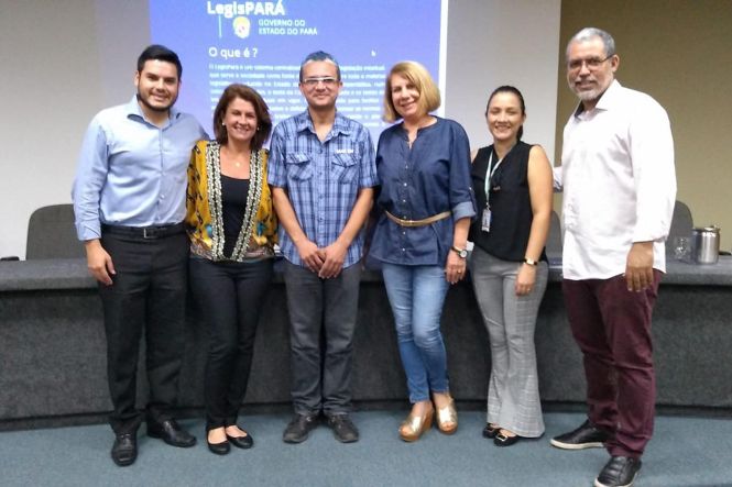 Diretores, coordenadores e técnicos da Escola de Governança do Pará (EGPA) estiveram reunidos, nesta segunda-feira (27), com representantes da Secretaria de Planejamento do Estado (SEPLAN) para traçar detalhes e possíveis dúvidas sobre a elaboração do Plano Plurianual (PPA) da instituição.

FOTO: ASCOM / EGPA
DATA: 27.05.2019
BELÉM - PARÁ <div class='credito_fotos'>Foto: ASCOM / EGPA   |   <a href='/midias/2019/originais/7e6c409a-bfb5-489e-ace6-4b0bb963cc5a.jpg' download><i class='fa-solid fa-download'></i> Download</a></div>