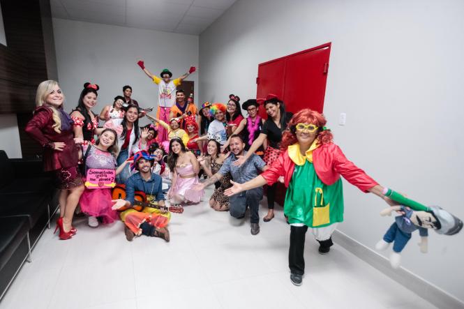 Gestões dos 144 municípios paraenses já estão convocadas a mobilizar mulheres adultas para a adesão ao exame preventivo a fim de detectar, o quanto antes, lesões que podem se transformar num câncer de colo de útero. Essa orientação é o mote da campanha “Março Lilás por todo o Pará”, que a Secretaria de Estado de Saúde Pública (Sespa) acaba de lançar a fim de combater a principal causa de morte por câncer de mulheres no Pará e como parte da programação do governo do Estado, em alusão ao mês da mulher.

FOTO: RICARDO AMANJÁS / AGÊNCIA PARÁ
DATA: 12.03.2019
BELÉM - PA <div class='credito_fotos'>Foto: Ricardo Amanajás / Ag. Pará   |   <a href='/midias/2019/originais/840527aa-60a6-42c1-b5c6-ebb30dc3fb86.jpg' download><i class='fa-solid fa-download'></i> Download</a></div>