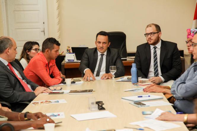 Sejudh debate ações no combate ao trabalho escravo e tráfico de pessoas.

Foto: Wagner Almeida / Ascom Sejudh
Data: 18.01.2019
Belém / Pa <div class='credito_fotos'>Foto: Wagner Almeida/ Ascom Sejudh   |   <a href='/midias/2019/originais/850dd3dc-a241-4438-a02a-27a24d42cc73.jpg' download><i class='fa-solid fa-download'></i> Download</a></div>