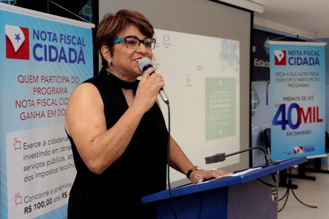 A Secretaria de Estado da Fazenda (Sefa) realizou na noite desta terça-feira (26) a entrega dos prêmios do 26º sorteio do Programa Nota Fiscal Cidadã, de estímulo à cidadania fiscal, durante evento na Faculdade Estácio FAP, em Belém.

FOTO: RICARDO AMANAJÁS / AGÊNCIA PARÁ
DATA: 26.03.2019
BELÉM - PARÁ <div class='credito_fotos'>Foto: Ricardo Amanajás / Ag. Pará   |   <a href='/midias/2019/originais/86ade04d-91a8-42fc-96c5-874b0d408532.jpg' download><i class='fa-solid fa-download'></i> Download</a></div>