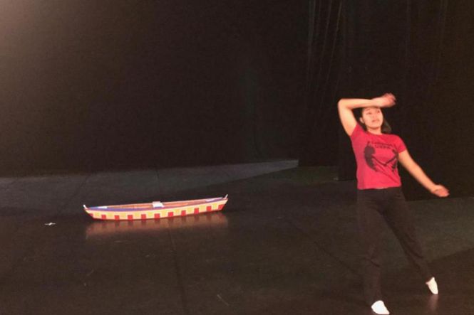 O Grupo Coreográfico da Universidade do Estado do Pará (Uepa) se apresenta, nesta sexta-feira (24), às 19h, no Theatro da Paz.

FOTO: Maria Auxiliadora Monteiro -ASCOM / UEPA
DATA: 24.05.2019
BELÉM - PARÁ <div class='credito_fotos'>Foto: ASCOM UEPA   |   <a href='/midias/2019/originais/8a841902-4c6e-4028-b496-5c57d1868f88.jpg' download><i class='fa-solid fa-download'></i> Download</a></div>