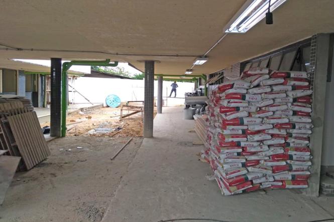 A Auditoria Geral do Estado concluiu mais uma etapa do processo de investigação preliminar, instaurado para apurar irregularidades, na execução das obras de cinco unidades hospitalares no Pará. O Hospital Regional do Tapajós em Itaituba, sudoeste paraense, foi alvo de uma visita técnica nesta terça-feira (12).

FOTO: ASCOM / AGE
DATA: 14.03.2019
ITAITUBA - PA <div class='credito_fotos'>Foto: ASCOM / AGE   |   <a href='/midias/2019/originais/8b289519-7c21-4242-8c3b-59ce714d4afa.jpg' download><i class='fa-solid fa-download'></i> Download</a></div>