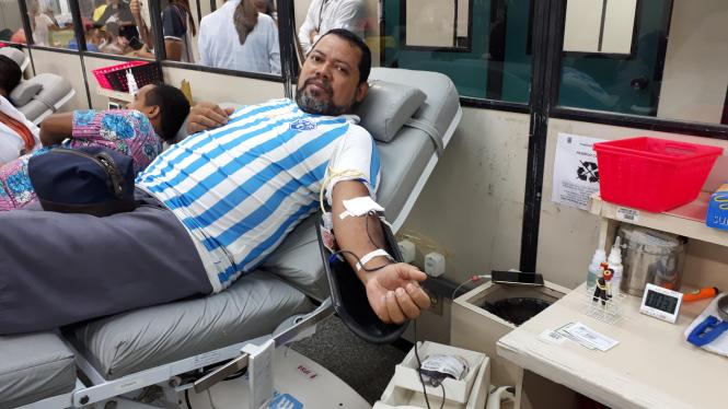 Sem Descrição <div class='credito_fotos'>Foto: Ascom Hemopa   |   <a href='/midias/2019/originais/903d0639-dbf3-44fd-93f9-5afc1736bf98.jpg' download><i class='fa-solid fa-download'></i> Download</a></div>