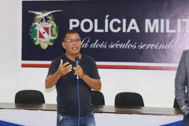 Gestores do Departamento de Trânsito do Estado (Detran), Núcleo de Gerenciamento de Transporte Metropolitano (NGTM), Conselho Estadual de Trânsito (CETRAN) e Polícia Militar se reuniram com representantes da categoria dos caminhoneiros com objetivo de esclarecer dúvidas sobre o decreto que limita o fluxo de caminhões nos primeiros 18 quilômetros da BR-316 por conta das obras de requalificação da rodovia.

FOTO: ASDECOM  DETRAN
DATA: 18.02.2019 <div class='credito_fotos'>Foto: ASDECOM / DETRAN   |   <a href='/midias/2019/originais/97ad27ff-2ba7-434e-80d8-e0088d3aed37.jpg' download><i class='fa-solid fa-download'></i> Download</a></div>