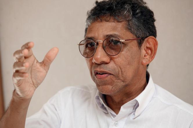 “A pedagogia é como um bote salva-vidas para mim”. É assim que Sara Oliveira, 22, vê o curso que escolheu quando prestou vestibular para a Universidade do Estado do Pará (Uepa), em 2015. Porém, embora o sonho de ingressar em uma instituição pública de ensino superior tenha sido alcançado, se manter como estudante e investir na própria educação é um desafio diário, devido às condições financeiras de sua família.

FOTO: ASCOM / UEPA
DATA: 05.04.2019
BELEM - PARA <div class='credito_fotos'>Foto: Jader Paes / Agência Pará   |   <a href='/midias/2019/originais/981c5e6f-bbf3-43e1-98ce-c41077f14976.jpg' download><i class='fa-solid fa-download'></i> Download</a></div>