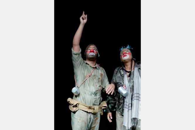 Trazendo a linguagem do palhaço para discutir questões relativas à humanidade ou a falta dela nos conflitos armados, o Grupo Teatro Variete apresenta, nesta quinta-feira (28), às 17h, no Teatro Gasômetro, dentro da 1ª Mostra de Teatro "Nilza Maria", promovida pelo Governo do Pará, por meio da Secretaria de Estado de Cultura (Secult).

FOTO: ASCOM / SECULT
DATA: 28.03.2019
BELÉM - PA <div class='credito_fotos'>Foto: ASCOM / SECULT   |   <a href='/midias/2019/originais/98b1e058-eb61-45c5-99eb-ce73968a5376.jpg' download><i class='fa-solid fa-download'></i> Download</a></div>