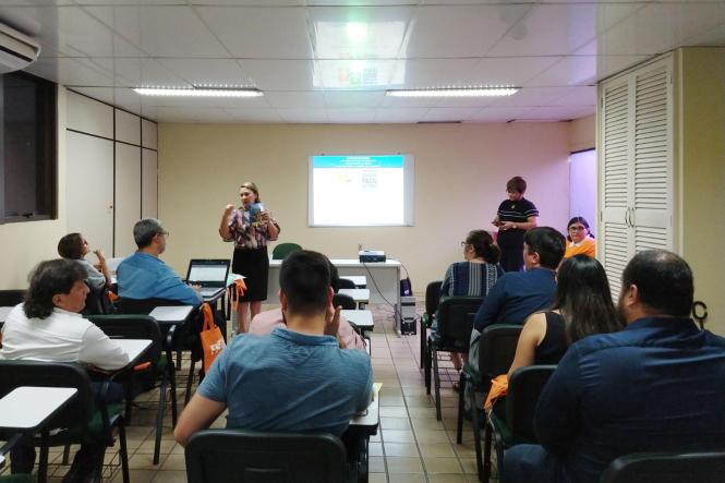 A Escola de Governança do Pará, EGPA, iniciou hoje (25/03) curso de Disseminadores em Educação Fiscal voltado para os servidores, no horário da tarde. Serão 20 alunos na turma, que terá carga horária de 20h.

FOTO: ASCOM / SEFA
DATA: 25.03.2019
BELÉM - PA <div class='credito_fotos'>Foto: ASCOM / SEFA   |   <a href='/midias/2019/originais/9a2dade7-7198-4a34-a340-d0a47d2db368.jpg' download><i class='fa-solid fa-download'></i> Download</a></div>