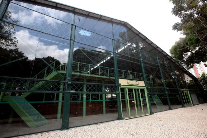 Lançado pelo Governo do Pará, por meio da Secretaria de Estado de Cultura (Secult), o Edital de Seleção que regulamenta o credenciamento de empreendimentos criativos do Pará, destinado à primeira edição do Projeto Parque Criativo, encerrará as inscrições na próxima quinta-feira (25). 

FOTO: SIDNEY OLIVEIRA / ARQUIVO AG. PARÁ
DATA: 24.04.2019
BELÉM - PARÁ <div class='credito_fotos'>Foto: SIDNEY OLIVEIRA / ARQUIVO AG. PARÁ   |   <a href='/midias/2019/originais/9fd8d535-5ef9-4dd0-9ad3-d000bc3dd0c5.jpg' download><i class='fa-solid fa-download'></i> Download</a></div>