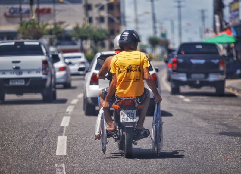 Último domingo de verão em Salinópolis.

FOTO: MAYCON NUNES / AGÊNCIA PARÁ
DATA: 28.07.2019
SALINAS - PARÁ <div class='credito_fotos'>Foto: Maycon Nunes / Ag. Pará   |   <a href='/midias/2019/originais/Copia(01)_5228__94j4761-01.jpg' download><i class='fa-solid fa-download'></i> Download</a></div>