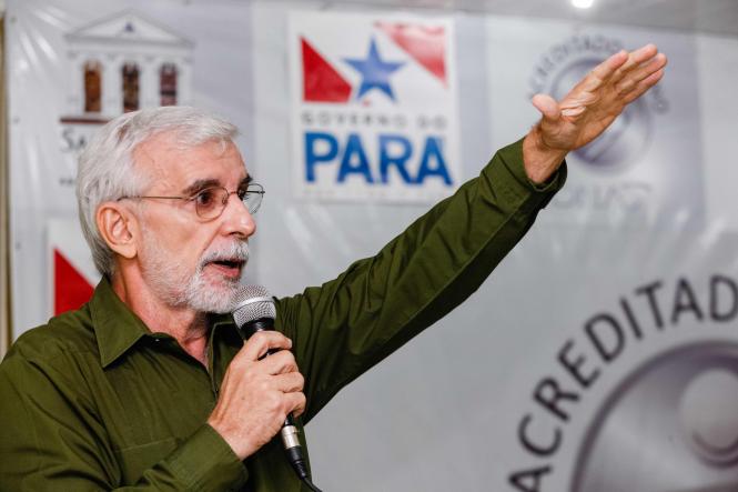 A Fundação Santa Casa de Misericórdia, hospital mais antigo do Pará, comemora no próximo domingo (24) mais um aniversário. São 369 anos de umas das instituições mais importantes do estado. Mas a celebração foi na manhã desta sexta (22), que contou com uma programação muito especial para servidores e colaboradores.
FOTO: FERNANDO ARAÚJO / AGÊNCIA PARÁ
DATA: 22.02.2019
BELÉM - PA <div class='credito_fotos'>Foto: Fernando Araújo/Ag. Pará   |   <a href='/midias/2019/originais/ab4f083a-b078-4025-8686-ec4965cff504.jpg' download><i class='fa-solid fa-download'></i> Download</a></div>