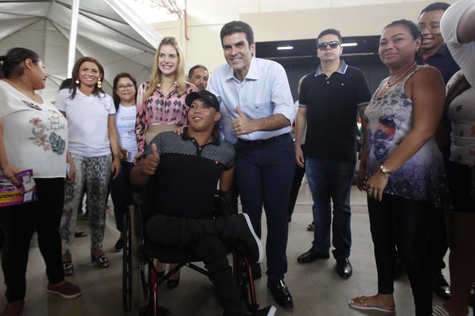 Marabá completa 106 anos nesta sexta-feira (5) e as comemorações iniciaram cedo. Um bolo de 16 metros fez parte de um café da manhã especial servido na orla do município. Sede do Governo desde a quarta-feira (3), a cidade receberá mais investimentos anunciados pelo governo do estado.

FOTO: MAYCON NUNES / AGENCIA PARA
DATA: 05.04.2019
MARABA - PARA <div class='credito_fotos'>Foto: Maycon Nunes / Ag. Pará   |   <a href='/midias/2019/originais/ae65c743-ca0b-4db1-b813-e743667751d3.jpg' download><i class='fa-solid fa-download'></i> Download</a></div>