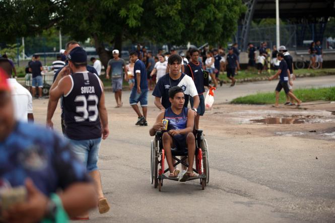 Tranquilidade e muita comemoração marcaram a reabertura do Estádio Estadual Jornalista Edgar Augusto Proença - Mangueirão na tarde deste domingo (3). A vitória do Remo contra o Tapajós, por 1x0, em jogo referente à primeira rodada do Parazão, foi acompanhada de perto por 19,2 mil torcedores, e dentre eles, muitas crianças acompanhadas pelos pais e familiares. 

FOTO: THIAGO GOMES/AG. PARÁ
DATA: 03.02.2019 
BELÉM - PARÁ <div class='credito_fotos'>Foto: Thiago Gomes /Ag. Pará   |   <a href='/midias/2019/originais/c081ef85-1e85-42cb-a084-be72d342f4a8.jpg' download><i class='fa-solid fa-download'></i> Download</a></div>