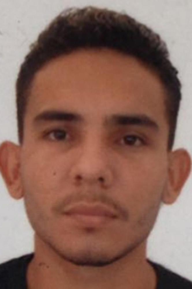 Nesta quarta-feira (27), a Operação Dionísio, realizada pela Polícia Civil do Pará, resultou na prisão de 10 pessoas no interior do Estado, nos municípios de Altamira (oeste paraense), com cinco presos; Redenção (no sudeste), três presos; Óbidos (no oeste), um preso, e Santo Antônio do Tauá (no nordeste), também com um preso. Eles respondem pelos crimes de tráfico de drogas, associação para o tráfico, porte ilegal de armas de fogo, homicídio e estupro.

FOTO: ASCOM / POLICIA CIVIL
DATA: 28.02.2019
BELÉM - PARÁ <div class='credito_fotos'>Foto: Divulgação / Policia Civil - Pará   |   <a href='/midias/2019/originais/cd9f3421-bfd8-404d-afd1-1397e6da82fb.jpg' download><i class='fa-solid fa-download'></i> Download</a></div>