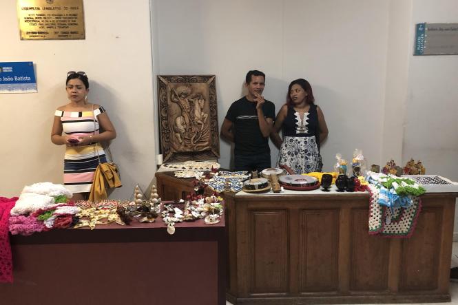 Em alusão ao Dia do Artesão, comemorado em 19 de Março, a Secretaria de Estado de Assistência Social, Trabalho Emprego e Renda (Seaster) realiza, no período de 19 a 21 de março, programação alusiva à Semana do Artesão. 

FOTO: ASCOM / SEASTER
DATA: 20.03.2019
BELÉM - PARÁ <div class='credito_fotos'>Foto: ASCOM / SEASTER    |   <a href='/midias/2019/originais/d0ba8a82-af62-482e-933c-488a433b7fda.jpg' download><i class='fa-solid fa-download'></i> Download</a></div>