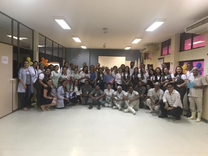 Durante os 18 dias do evento, foram realizadas diversas dinâmicas em uma competição entre os colaboradores do hospital, com todos os setores envolvidos,  divididos em 4 equipes: vermelha, laranja, amarela e azul. <div class='credito_fotos'>Foto: Ascom HRPM   |   <a href='/midias/2019/originais/d12ed7e5-ca1c-4641-ac21-4577e1126454.jpg' download><i class='fa-solid fa-download'></i> Download</a></div>