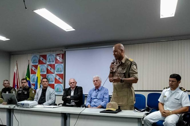 	Consegs, Centro Regional de Governo e Policia Militar, realizam seminário de integração <div class='credito_fotos'>Foto: Divulgação   |   <a href='/midias/2019/originais/dcd2e7ad-5098-477d-ae33-8ea25e57ee2e.jpg' download><i class='fa-solid fa-download'></i> Download</a></div>