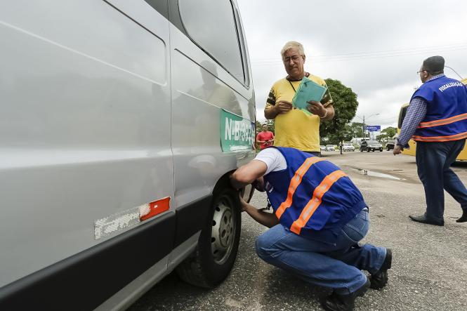 Arcon Fiscalização na Barreira da Policia Federal.

FOTO: WAGNER SANTANA / AGÊNCIA PARÁ
DATA: 02.03.2019
BELÉM - PA <div class='credito_fotos'>Foto: Wagner Santana / Ag. Pará   |   <a href='/midias/2019/originais/df16e7a7-a25c-48b1-b28a-3105ac92e8af.jpg' download><i class='fa-solid fa-download'></i> Download</a></div>