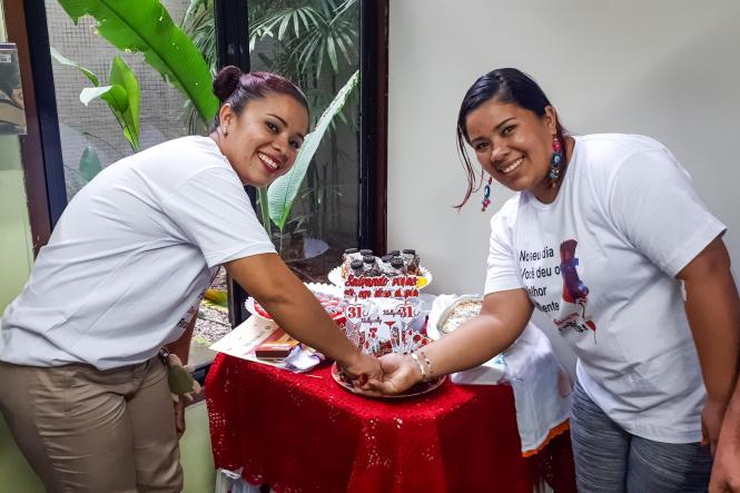 O aniversário é delas, mas preferiram doações de sangue e salvaram muitas vidas. <div class='credito_fotos'>Foto: Divulgação   |   <a href='/midias/2019/originais/e1888e31-1c47-463d-8afe-4529b7bc6d46.jpg' download><i class='fa-solid fa-download'></i> Download</a></div>