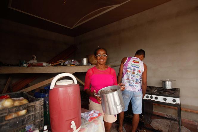 A Defesa Civil do Estado já está no município de São Domingos do Capim, no nordeste do Pará, que foi atingido por forte alagamento desde a última quinta-feira (21). 

FOTO: MAYCON NUNES / AGÊNCIA PARÁ
DATA: 23.03.2019
SÃO DOMINGOS DO CAPIM - PARÁ <div class='credito_fotos'>Foto: Maycon Nunes / Ag. Pará   |   <a href='/midias/2019/originais/ed7ff6a1-0a9b-4819-8cb5-0dcc9dad4995.jpg' download><i class='fa-solid fa-download'></i> Download</a></div>