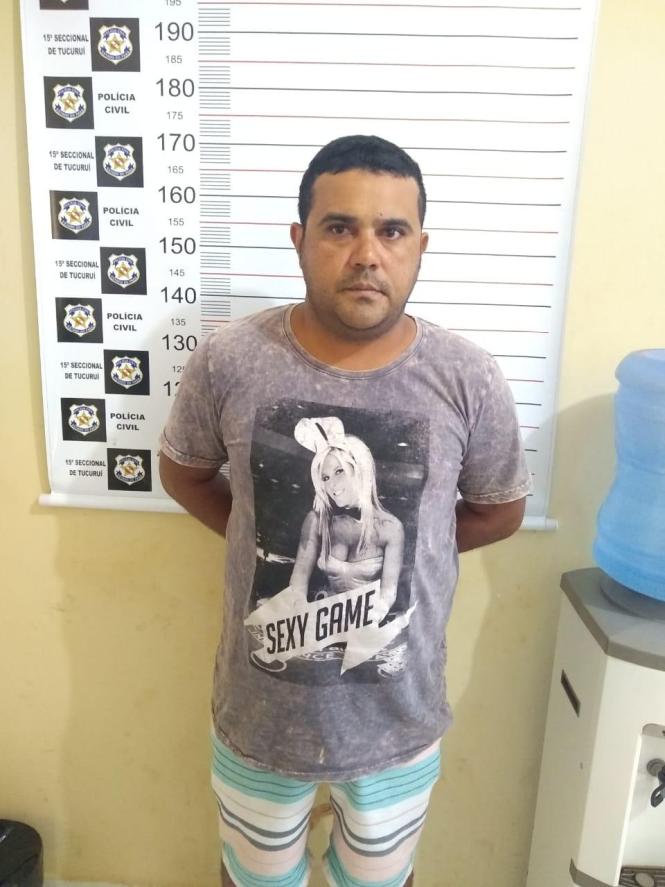 A Polícia Civil do Pará deflagrou hoje a operação Hera para dar cumprimento a mandados de prisão decretados pela Justiça contra indiciados por violência doméstica contra a mulher no interior do Pará. Sob coordenação da Diretoria de Polícia do Interior (DPI), a operação foi iniciada por volta de 6 horas da manhã, de forma simultânea, pelas 15 Delegacias da Mulher (DEAMs) no Interior do Estado. Ao todo, 29 prisões foram efetuadas ao longo do dia.

FOTO : DIVULGAÇÃO POLICIA CIVIL - PARÁ
DATA: 25.01.2019 <div class='credito_fotos'>Foto: Divulgação / Policia Civil - Pará   |   <a href='/midias/2019/originais/edd736ea-db2c-410a-ae11-6f691f7488a0.jpg' download><i class='fa-solid fa-download'></i> Download</a></div>