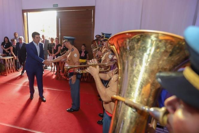 Governadores dos nove Estados que compõem a Amazônia Legal se reúnem nesta sexta-feira (29), em Macapá (AP), para a 17ª edição do Fórum de Governadores da Amazônia Legal.

FOTO: MARCO SANTOS / AGÊNCIA PARÁ
DATA: 29.03.2019
MACAPÁ - AP <div class='credito_fotos'>Foto: Marco Santos / Ag. Pará   |   <a href='/midias/2019/originais/f0b1817f-1a2f-4f4d-b0f8-25f8a921ae1f.jpg' download><i class='fa-solid fa-download'></i> Download</a></div>