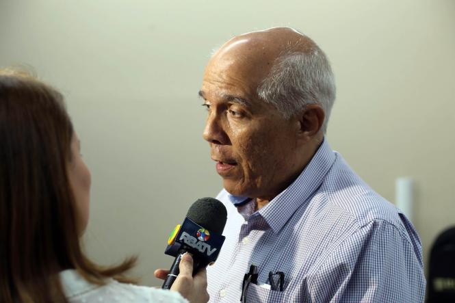 Representantes do Departamento de Trânsito do Estado (Detran/PA), Polícia Militar, Núcleo de Gerenciamento de Transporte Metropolitano (NGTM), Secretaria de Transportes (Setran) e Conselho Estadual de Trânsito (Cetran) se reuniram com membros do Sindicato dos Transportadores Rodoviários Autônomos de Bens do Estado do Pará, na manhã desta segunda-feira (4), na sede do Detran, em Belém. Na foto, Eduardo Ribeiro, diretor geral do NGTM.

FOTO: ASCOM DETRAN
DATA: 04.02.2019
BELÉM - PARÁ <div class='credito_fotos'>Foto: ASCOM DETRAN   |   <a href='/midias/2019/originais/f111f01d-801e-4f4a-8c19-72f1051d9b57.jpg' download><i class='fa-solid fa-download'></i> Download</a></div>